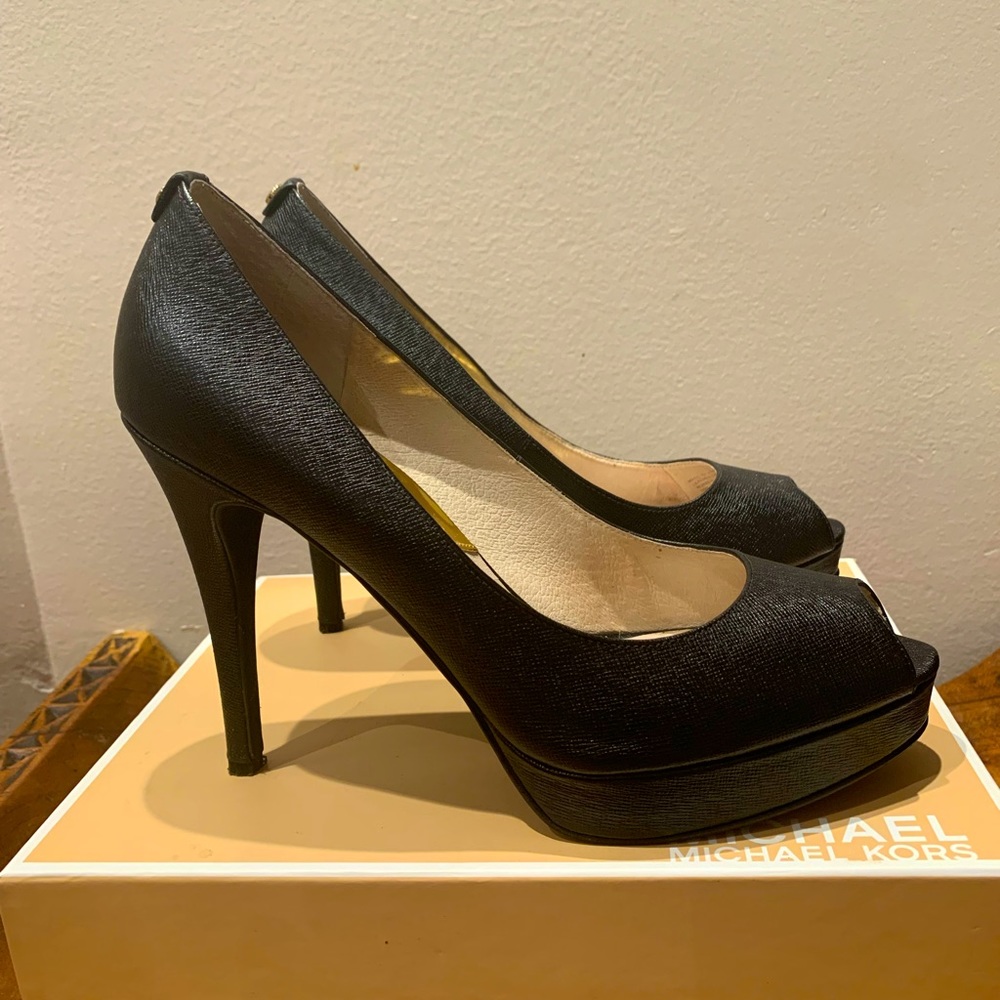 Women’s Michael Kors York Platform Heel | Size 10 | Black